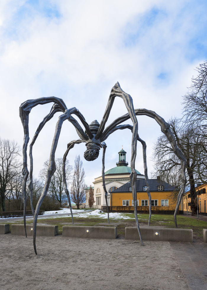 Louise Bourgeois' iconic spider Maman – Everything you need to know
